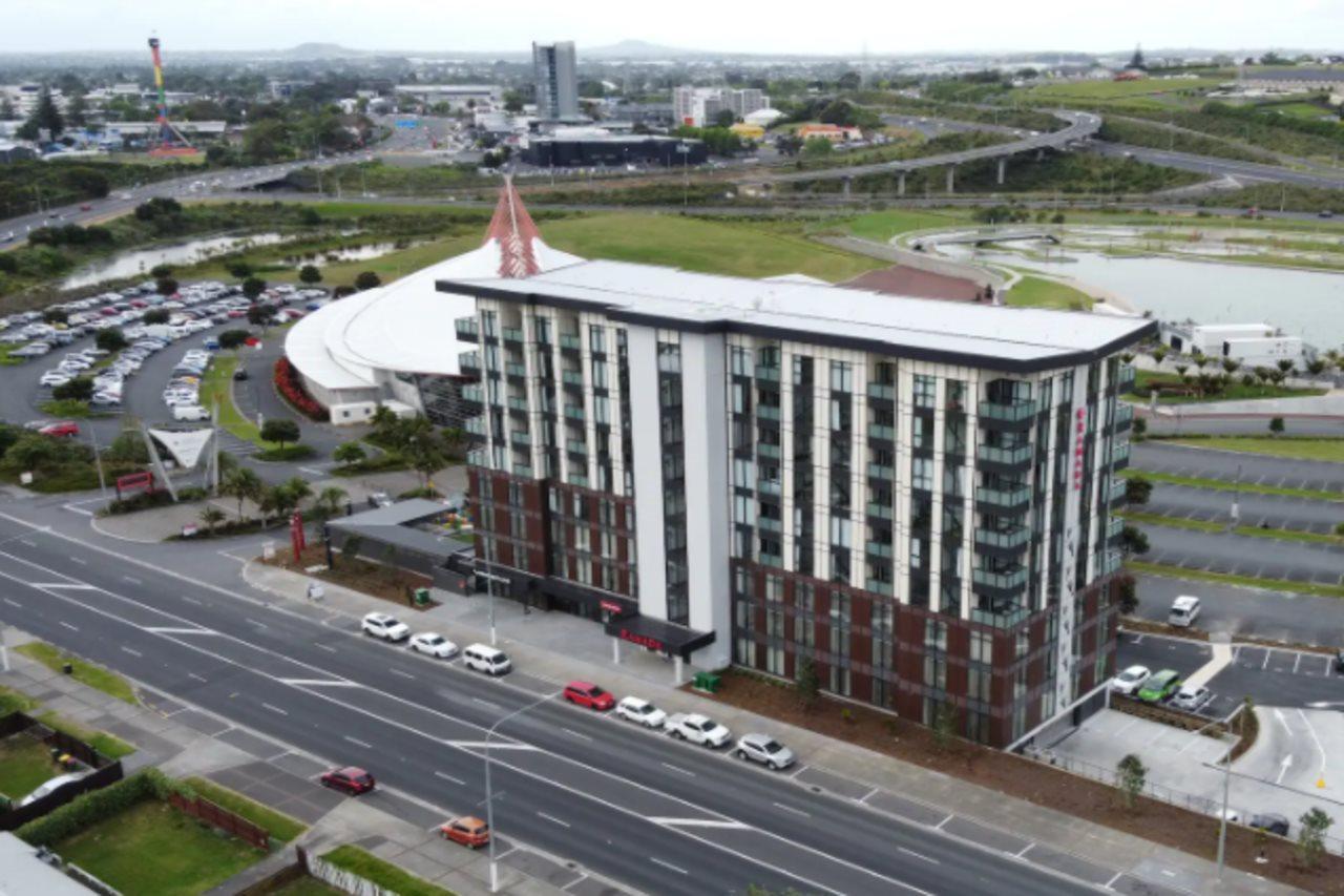 Ramada Suites By Wyndham Auckland Manukau Pacfic Centre Dış mekan fotoğraf