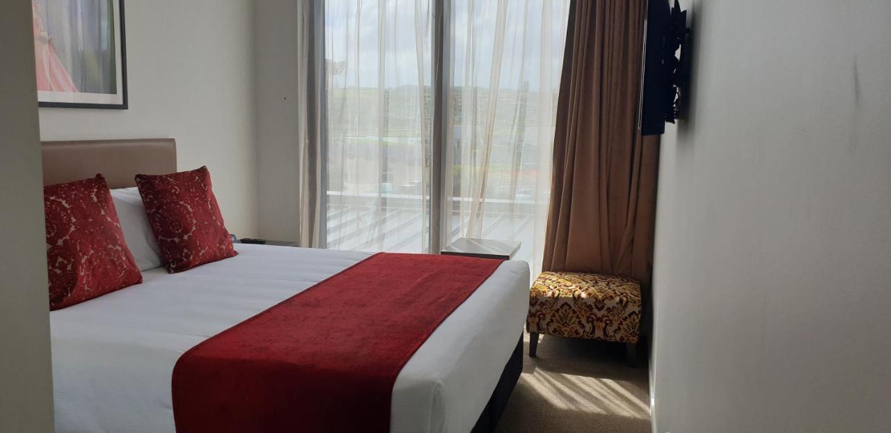 Ramada Suites By Wyndham Auckland Manukau Pacfic Centre Dış mekan fotoğraf