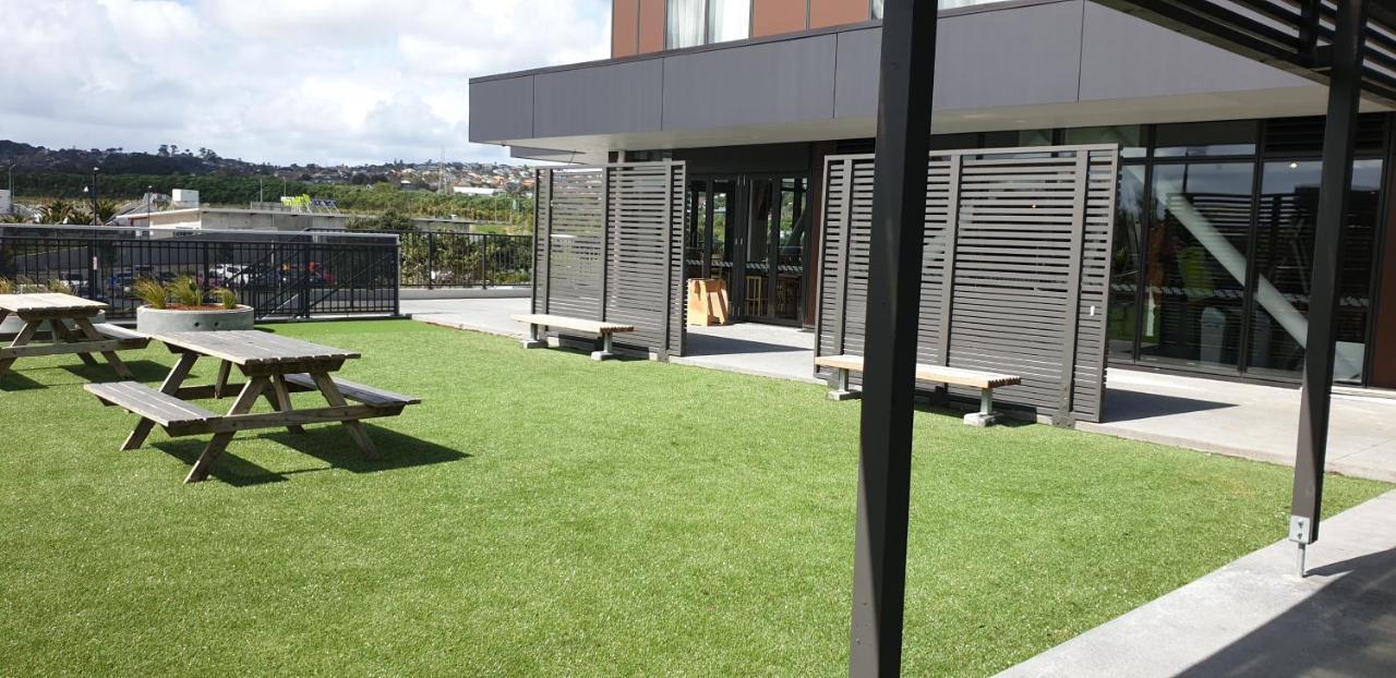 Ramada Suites By Wyndham Auckland Manukau Pacfic Centre Dış mekan fotoğraf